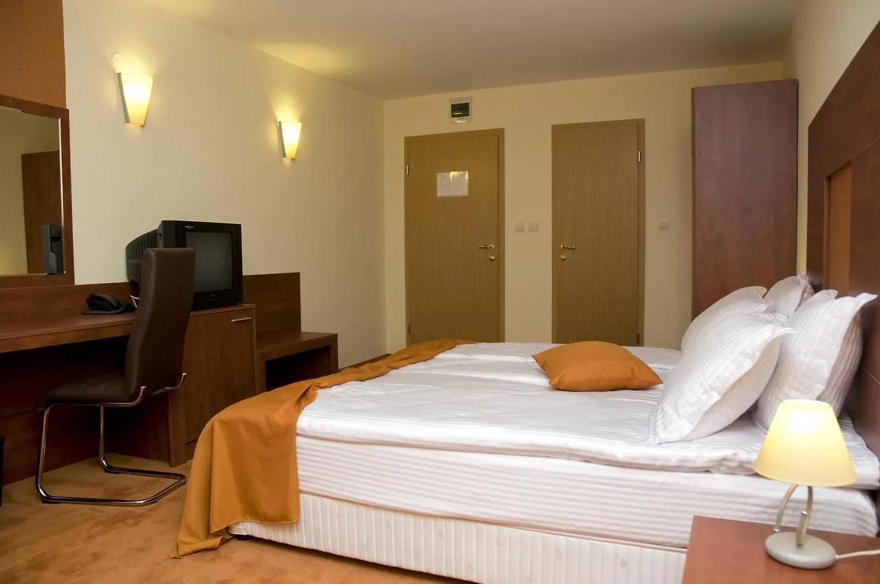 Hotel 4 Zona Sofia